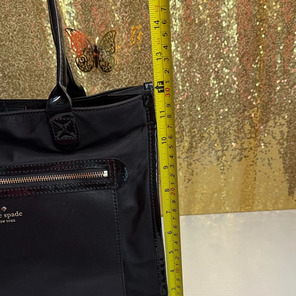 Kate Spade New York Aurelia Court Jessmin Tote in Black Nylon with leather trim